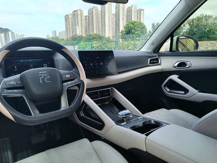 Фото 16 - BYD Yuan Up