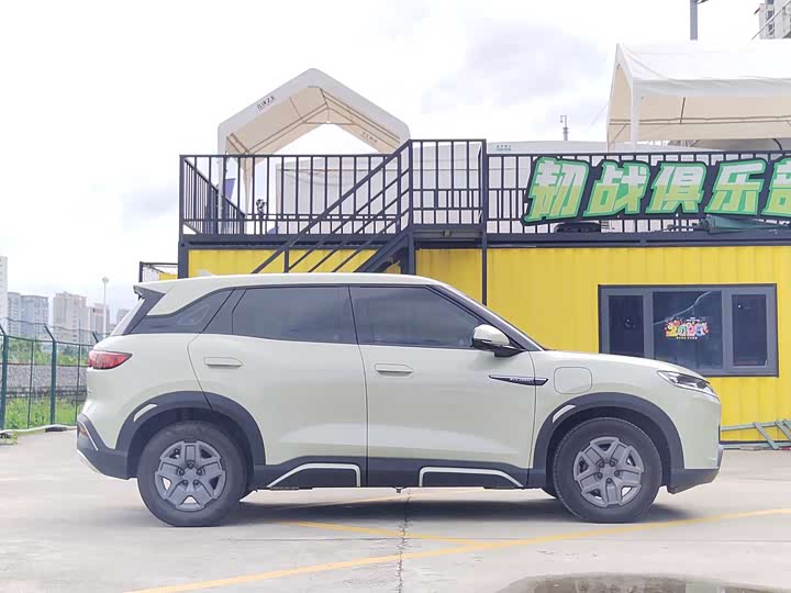 Фото 5 - BYD Yuan Up