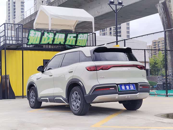 Фото 6 - BYD Yuan Up