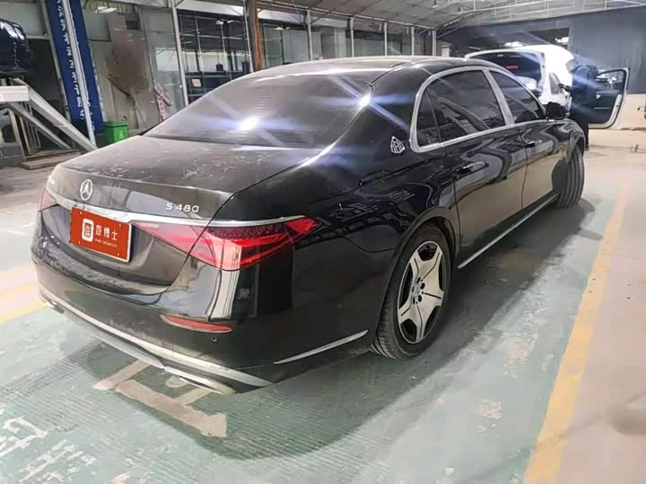 Фото 4 - Mercedes-Benz Maybach S-Class