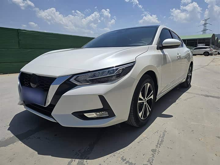 Фото 2 - Nissan Sylphy