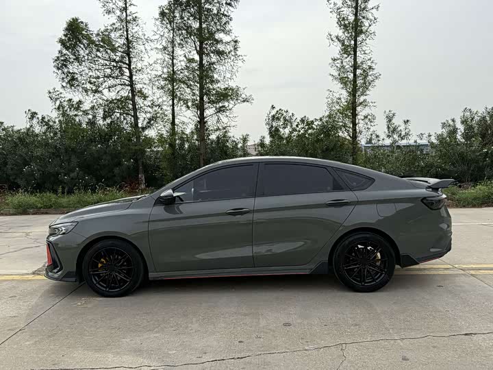 Фото 4 - Geely Binrui