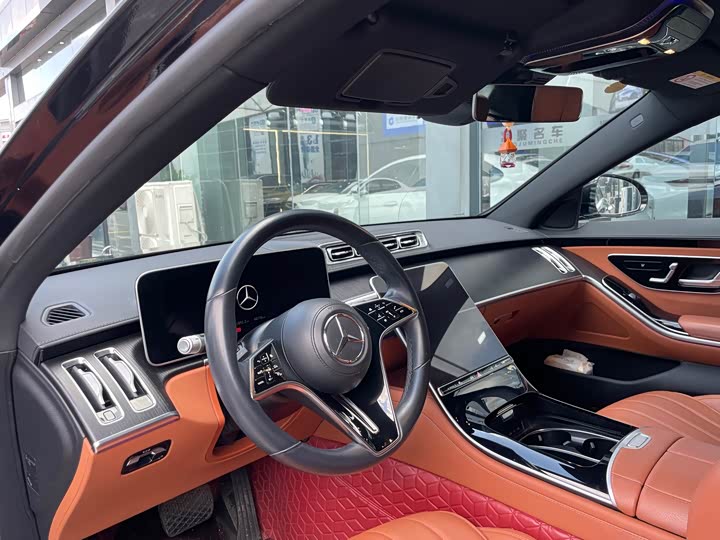 Фото 4 - Mercedes-Benz S-Class