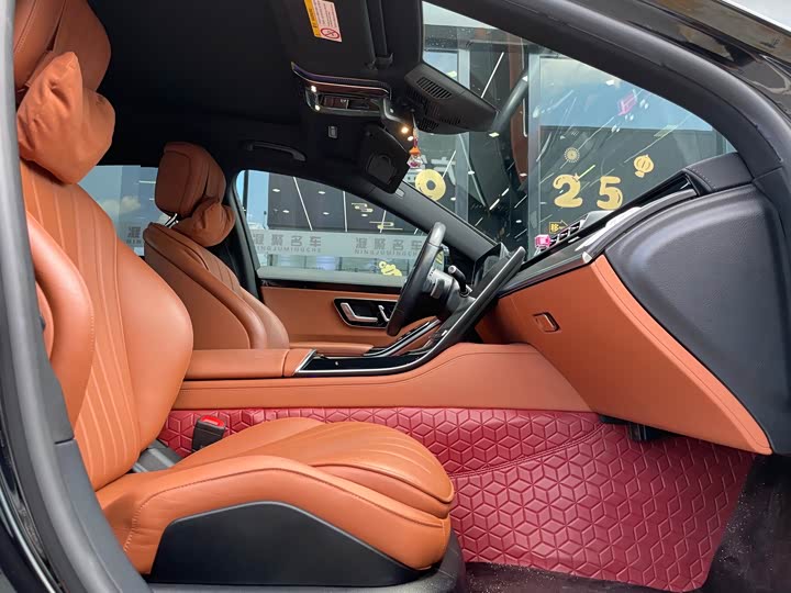 Фото 6 - Mercedes-Benz S-Class