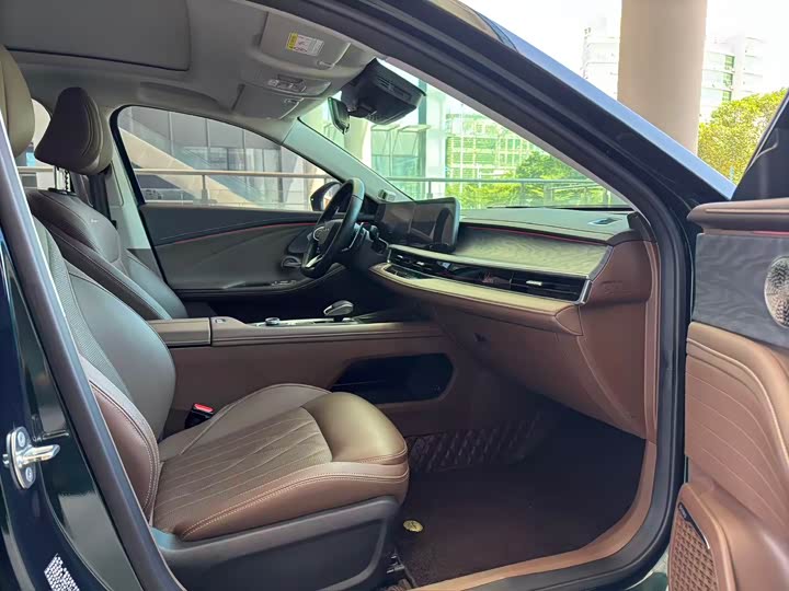 Фото 7 - Chery Arrizo 8