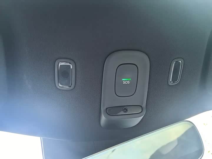 Фото 12 - Nio ET5T