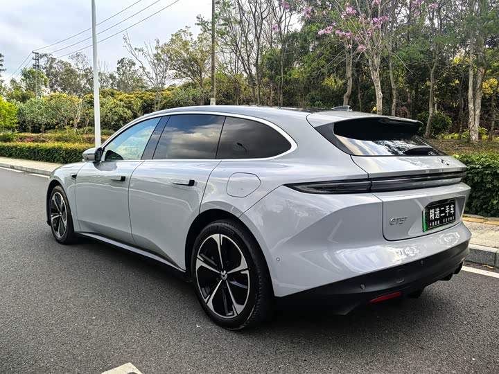 Фото 15 - Nio ET5T