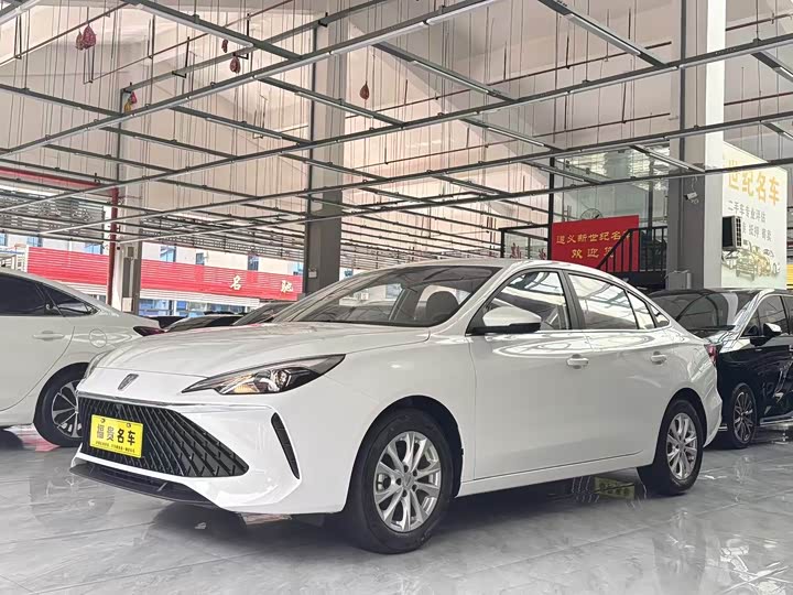 Фото 1 - Roewe i5