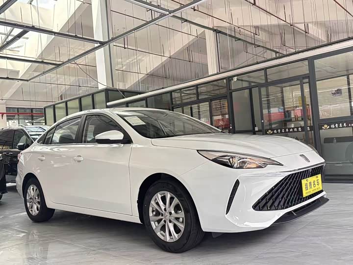 Фото 3 - Roewe i5