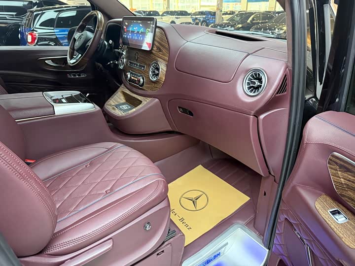 Фото 14 - Mercedes-Benz Vito