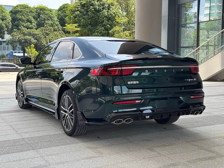 Фото 10 - Geely Preface