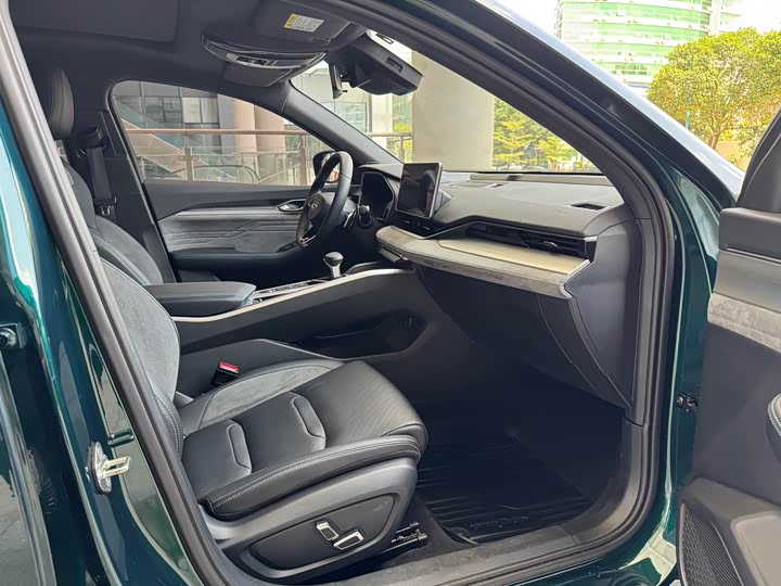 Фото 7 - Geely Preface