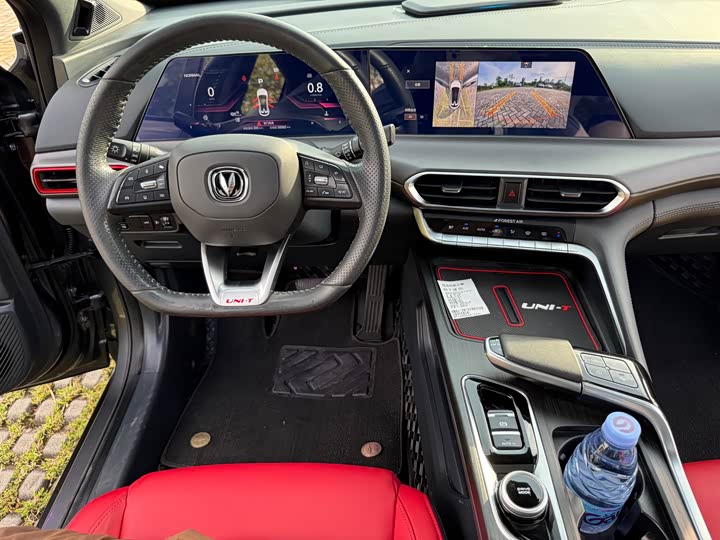 Фото 18 - Changan UNI-T