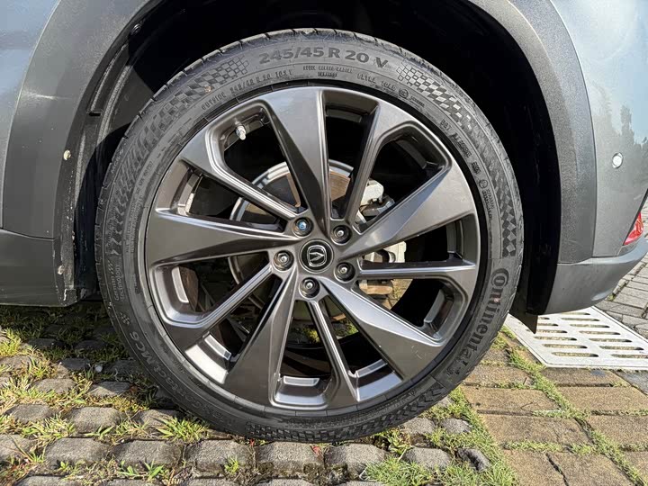 Фото 28 - Changan UNI-T