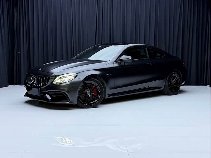 Фото 1 - Mercedes-Benz C-Class AMG