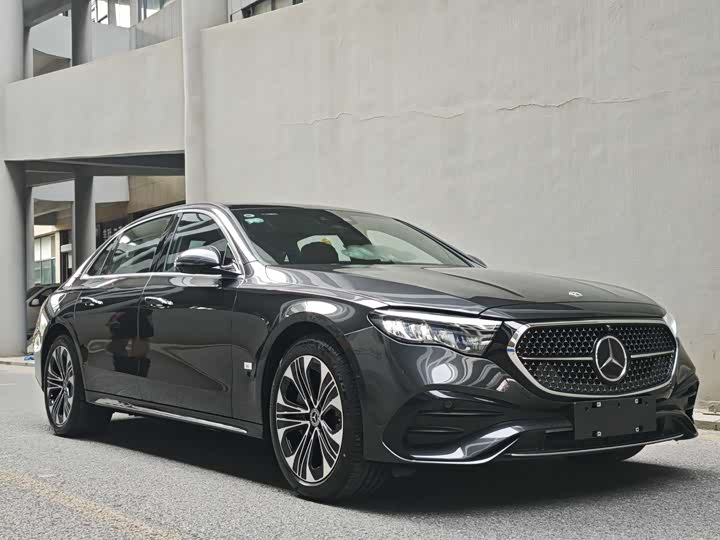 Фото 3 - Mercedes-Benz E-Class Hybrid