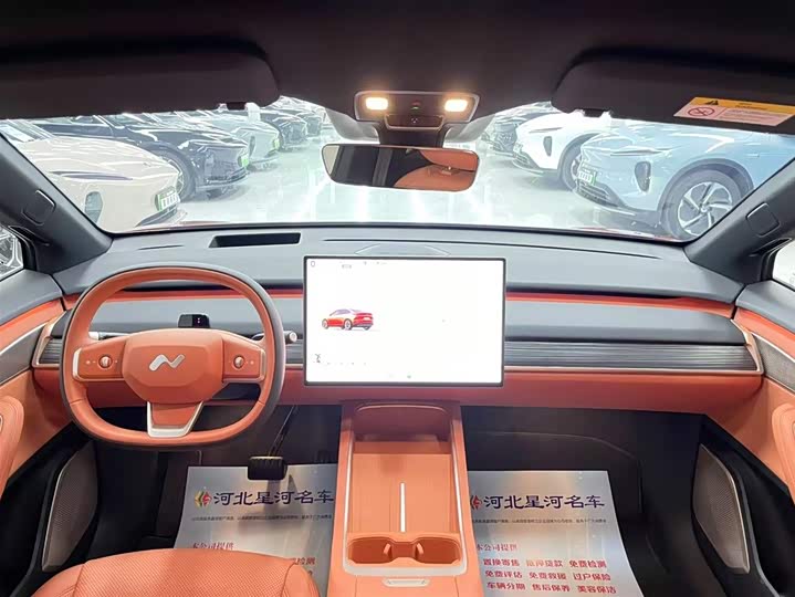 Фото 14 - Nio Onvo L60