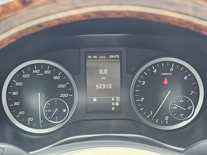 Фото 11 - Mercedes-Benz Vito