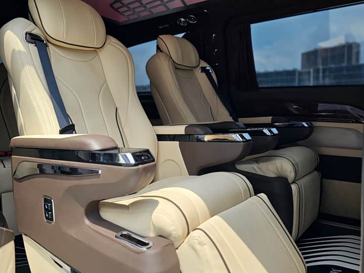 Фото 14 - Mercedes-Benz Vito