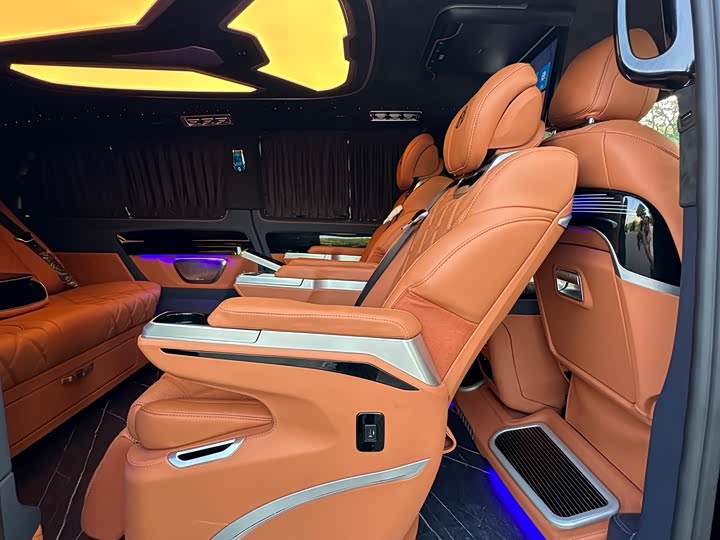 Фото 14 - Mercedes-Benz Vito