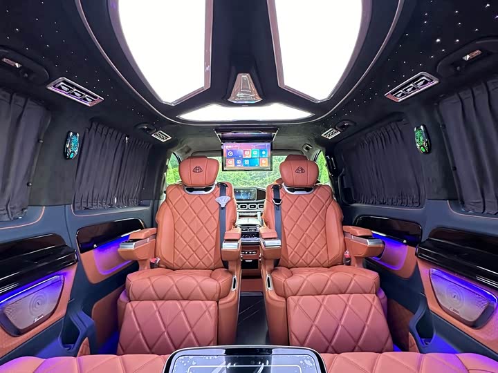 Фото 21 - Mercedes-Benz Vito