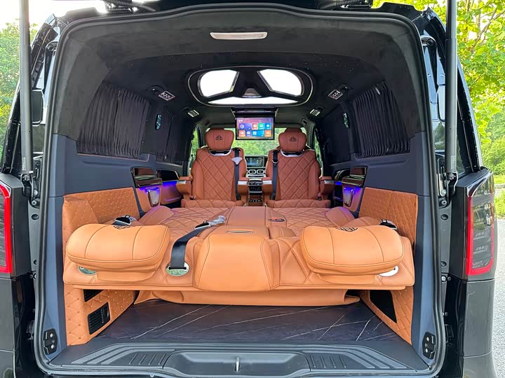 Фото 23 - Mercedes-Benz Vito