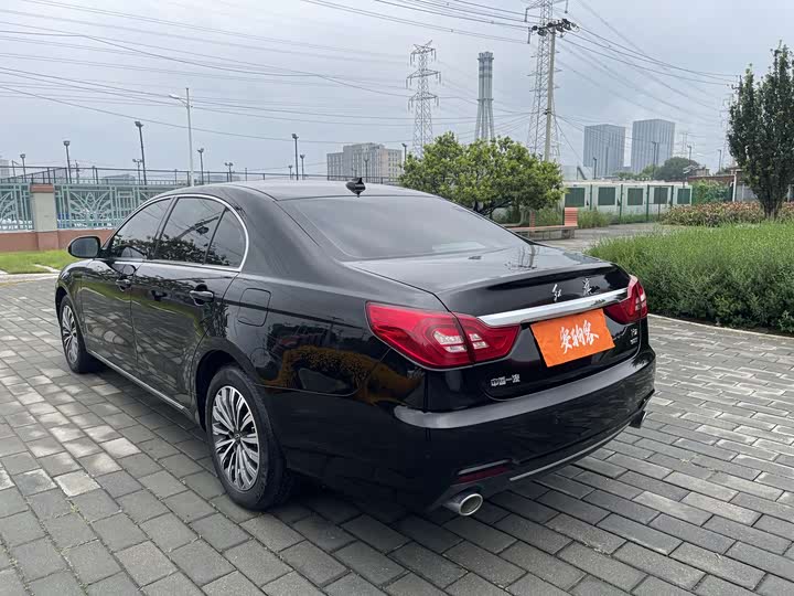 Фото 6 - Hongqi H7