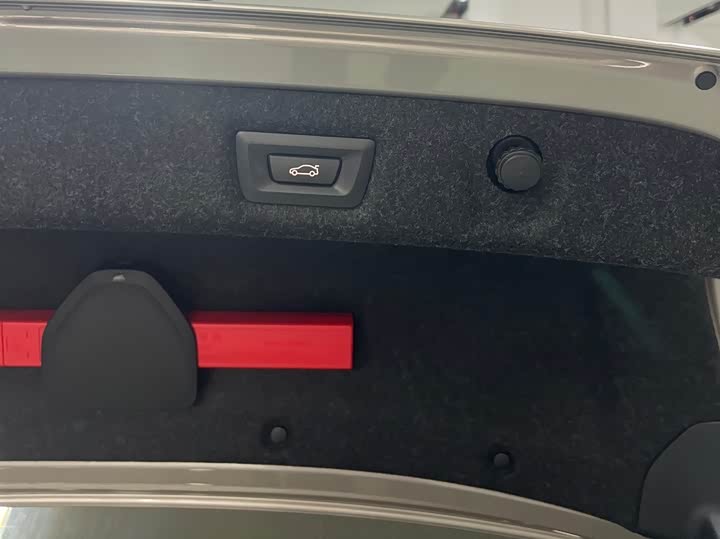 Фото 15 - BMW 5 Series