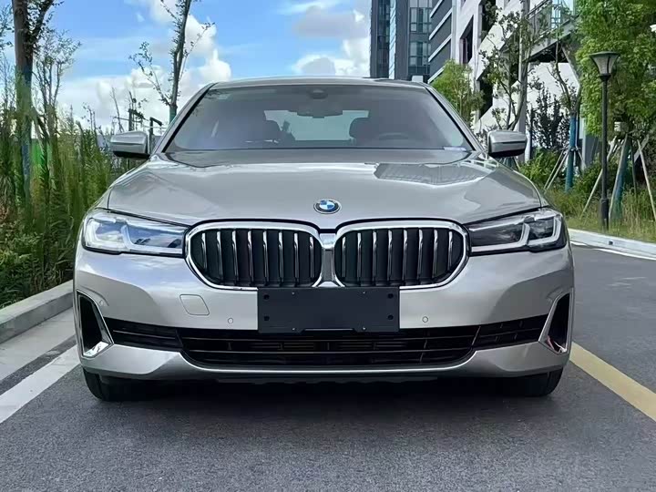 Фото 2 - BMW 5 Series