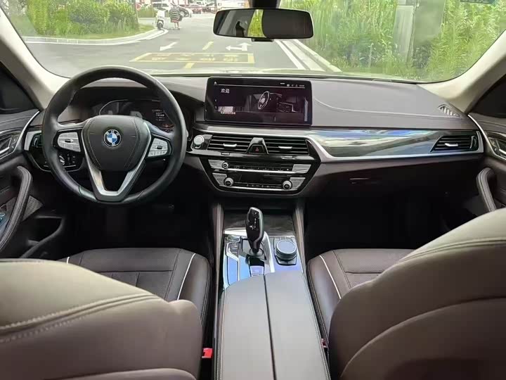 Фото 8 - BMW 5 Series