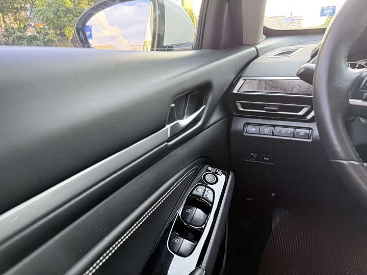 Фото 15 - Nissan Teana