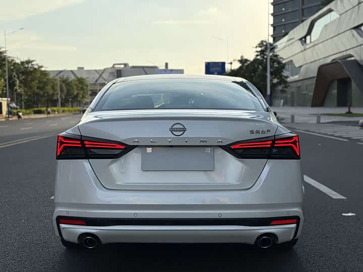 Фото 5 - Nissan Teana