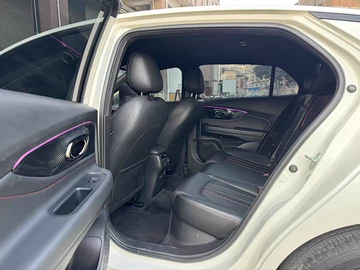 Фото 8 - GAC Trumpchi Empow R