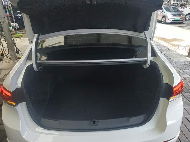 Фото 19 - Buick Excelle GT