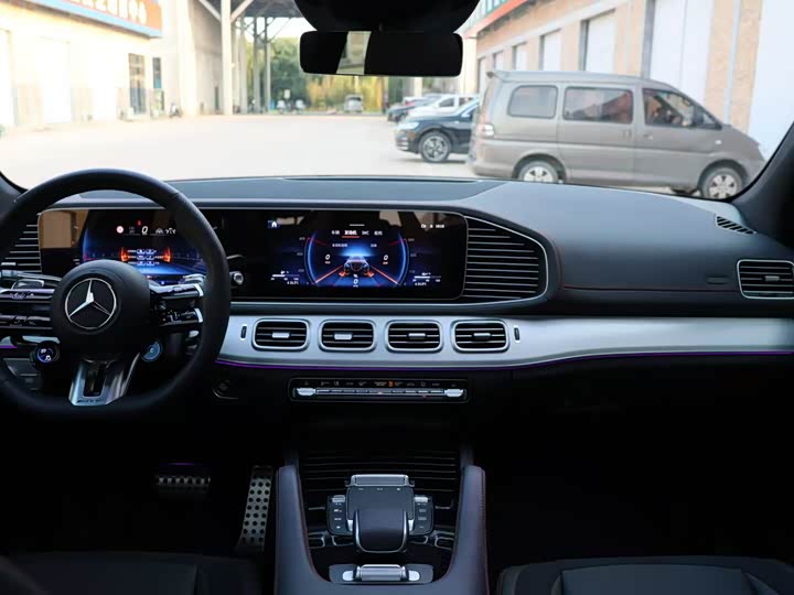 Фото 11 - Mercedes-Benz GLE-Class AMG