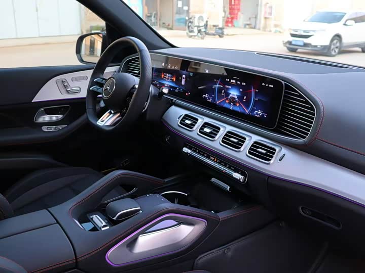 Фото 15 - Mercedes-Benz GLE-Class AMG