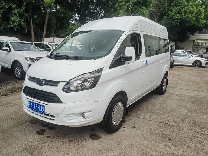 Фото 1 - Ford Transit