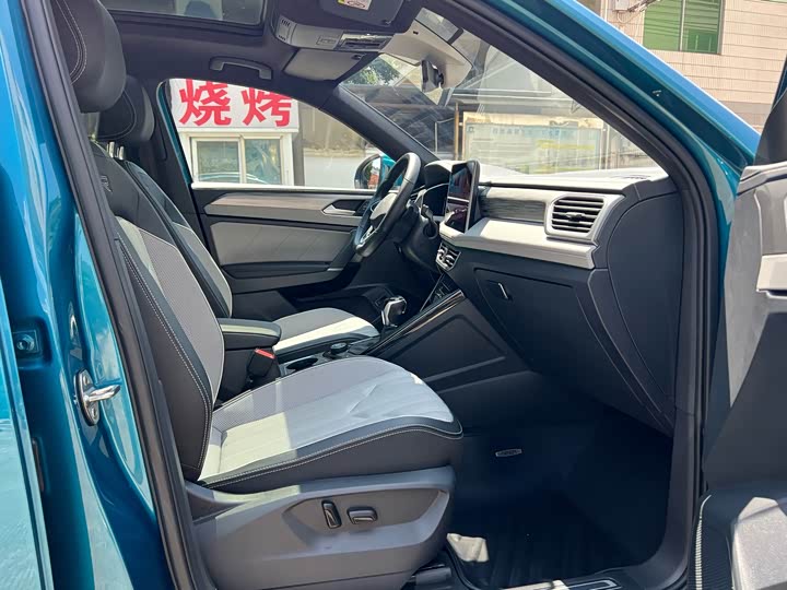 Фото 20 - Volkswagen Tayron