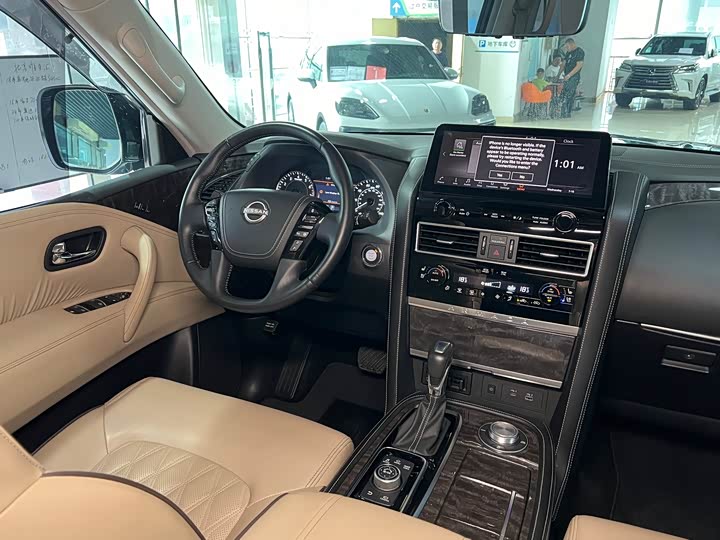 Фото 22 - Nissan Armada