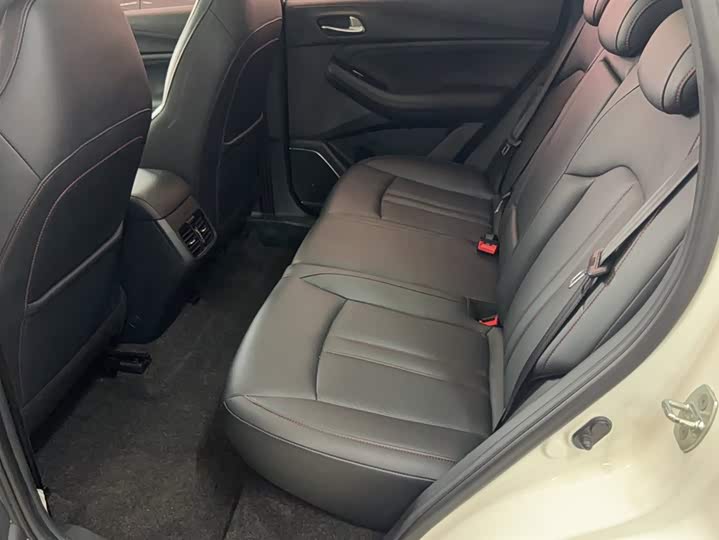 Фото 11 - GAC Trumpchi GS4