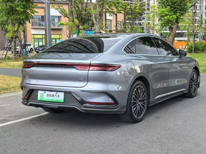 Фото 9 - BYD Han