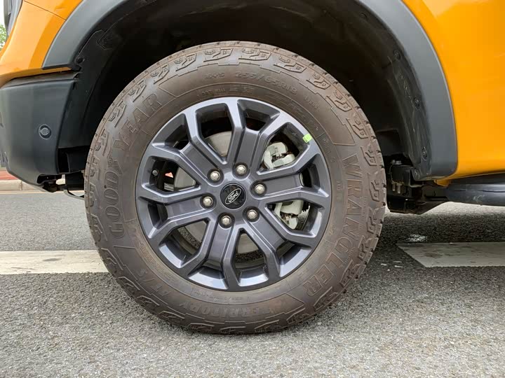 Фото 12 - Ford Ranger