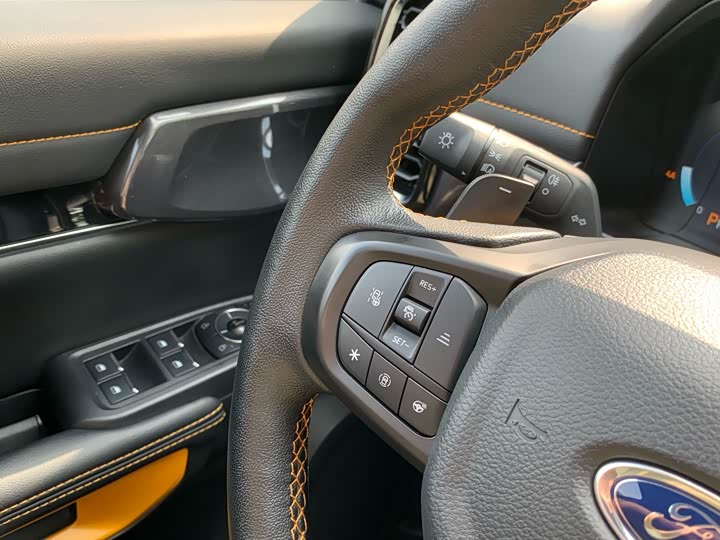 Фото 22 - Ford Ranger