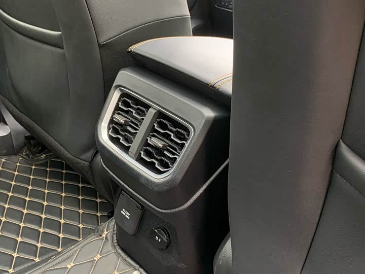 Фото 31 - Ford Ranger