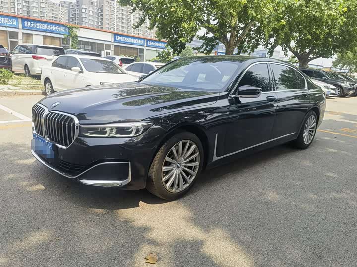 Фото 1 - BMW 7 Series