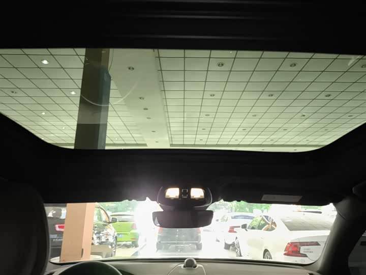 Фото 12 - Volvo XC60