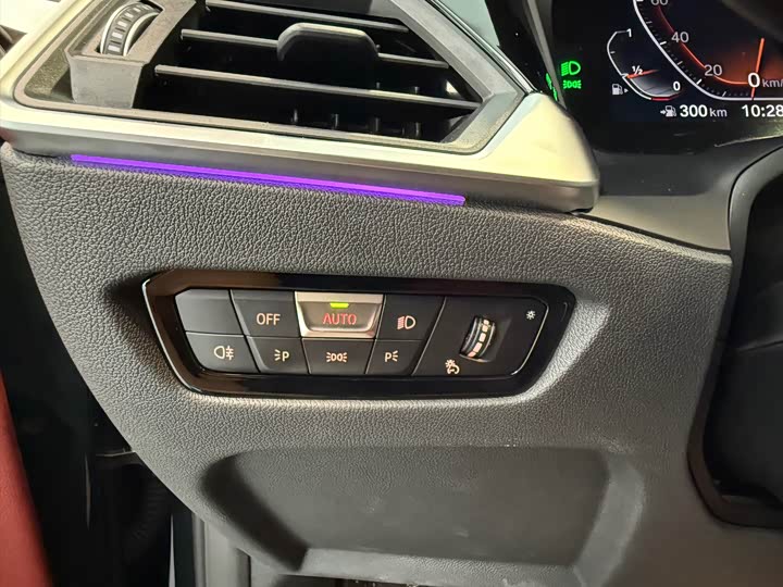 Фото 18 - BMW 4 Series