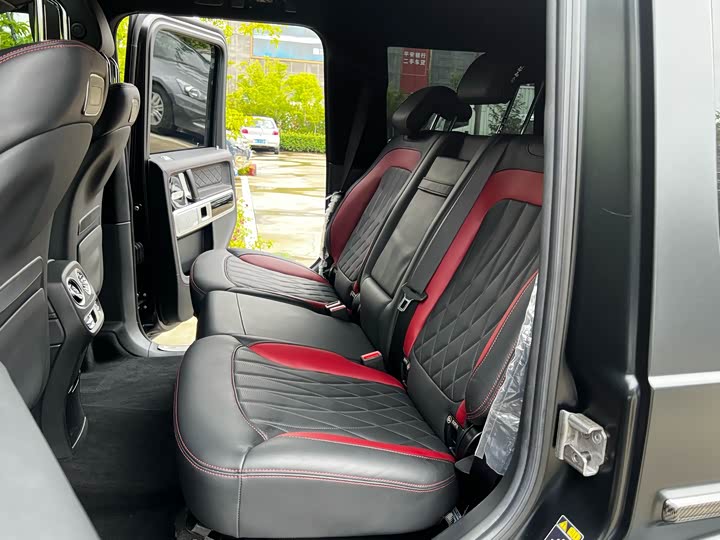 Фото 12 - Mercedes-Benz G-Class