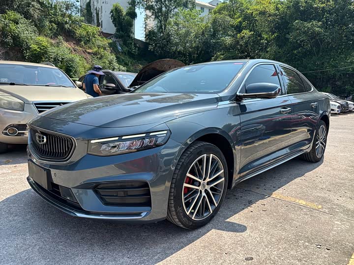 Фото 1 - Geely Preface