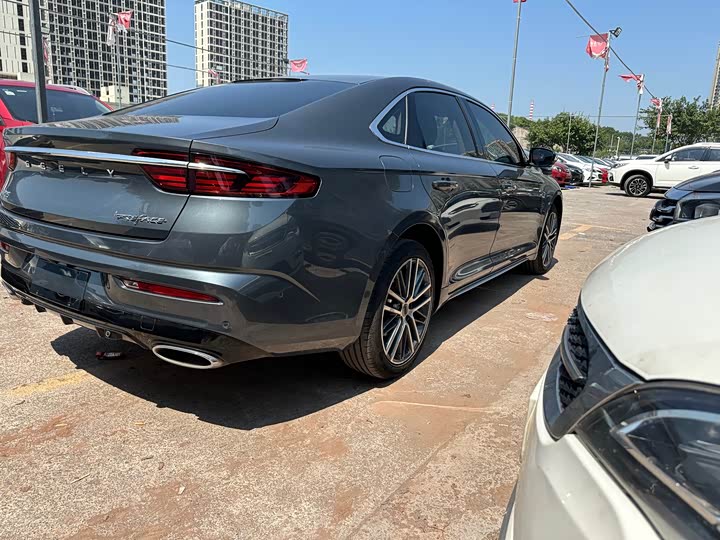 Фото 16 - Geely Preface